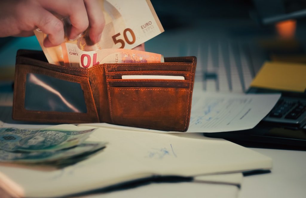 Achieve Financial Independence: Your Path to Lasting Success