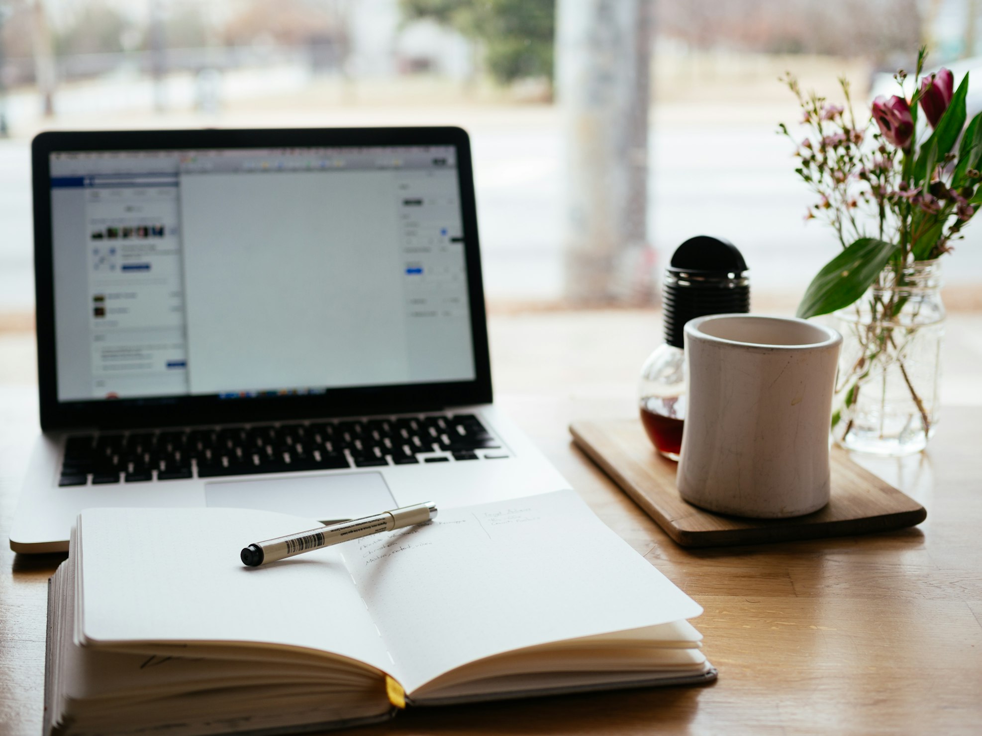 Mastering Financial Freedom With Evergreen Course Strategies