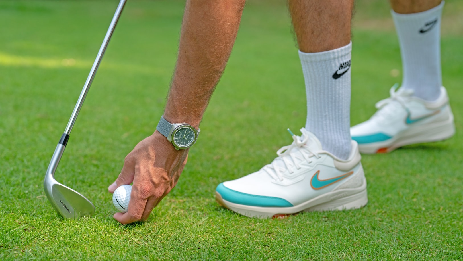 Overcome Elbow Pain: Strategies for Recovery and Success